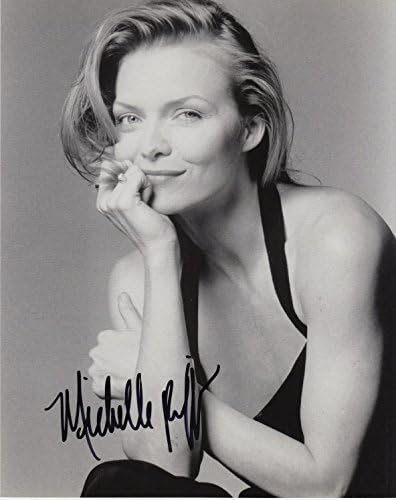 Michelle Pfeiffer potpisala 8x10 fotografija